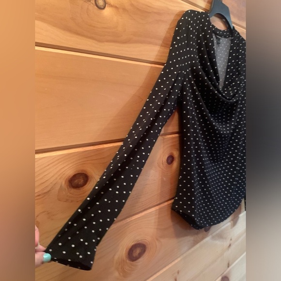 Ann Taylor Long Sleeve Black And White Polka dot Scoop Neck Blouse Size Small - Picture 6 of 7